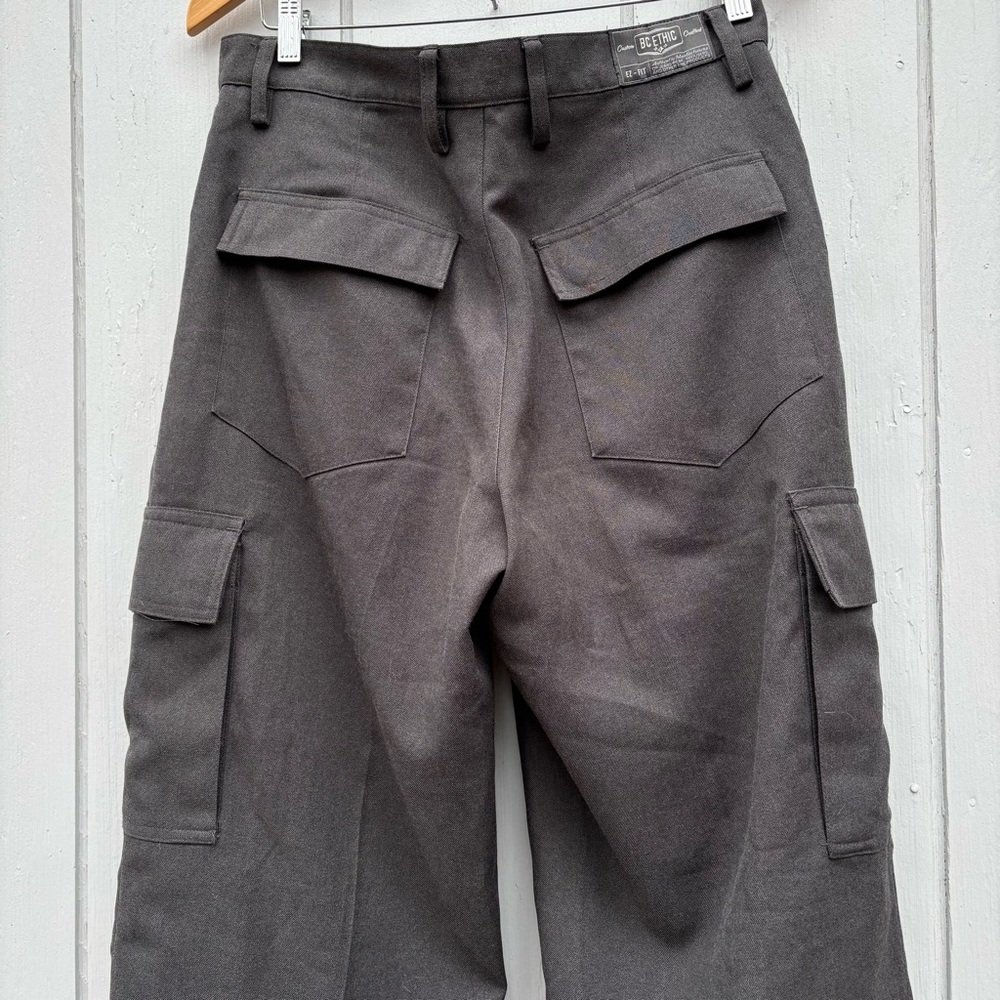 BC ETHIC—Custom Crafted Retro Semi-Baggy Cargo—Mens 32 x 32—B2774N32—VG+ - Picture 9 of 12